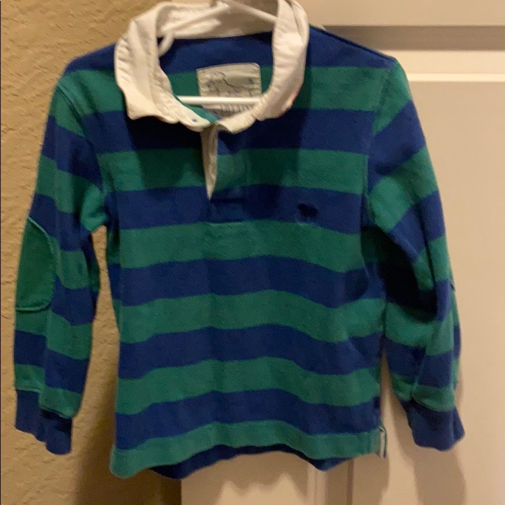 Mini boden long sleeve shirt.